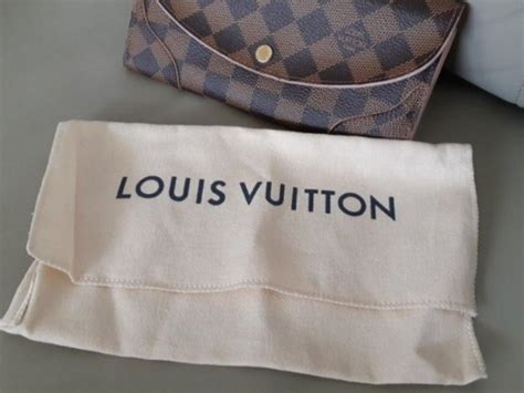 does louis vuitton authenticate bags|authentic louis vuitton dust bag.